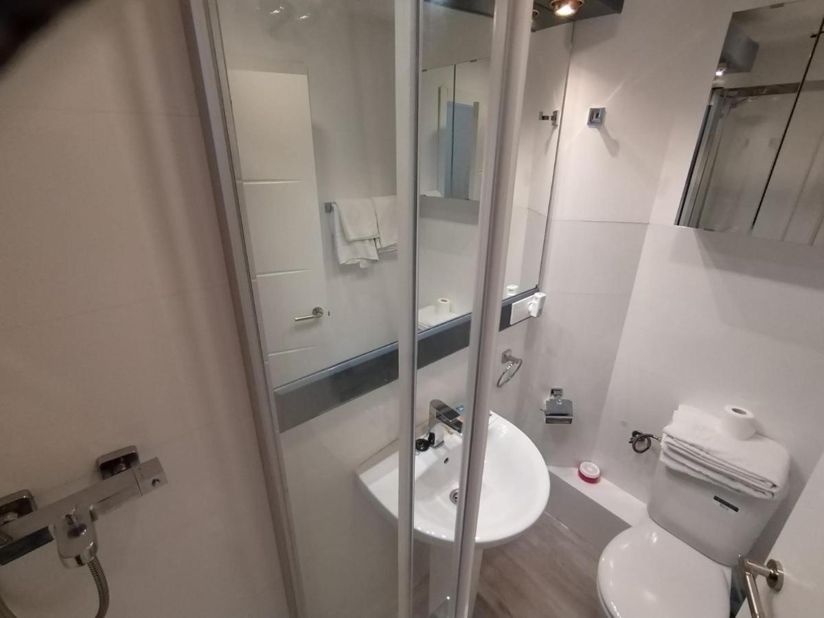 Apartamento Para 4 - Puerta Del Sol Madrid Buitenkant foto